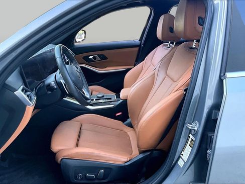Used 2024 BMW 330i Sedan w/ Premium Package RWD image 7