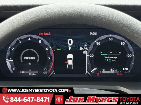 Certified 2025 Toyota Tacoma TRD Off-Road image 16