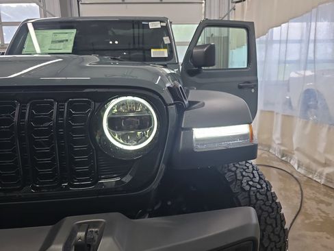 New 2026 Jeep Wrangler Unlimited Sport AWD/4WD image 31