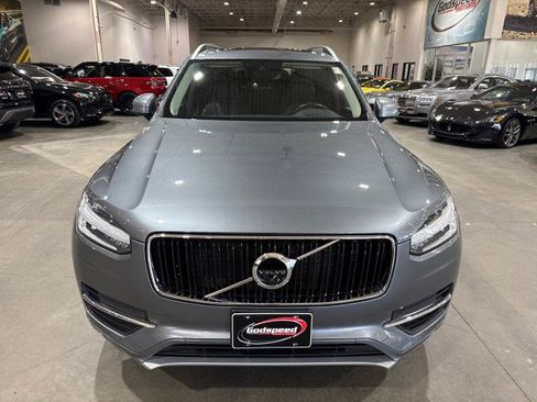 Used 2018 Volvo XC90 T5 Momentum w/ Convenience Package image 2
