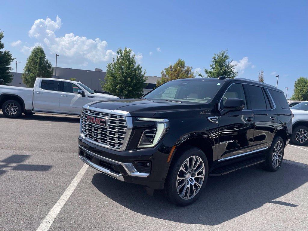 New 2026 GMC Yukon Denali w/ Advanced Technology Package AWD/4WD image 3
