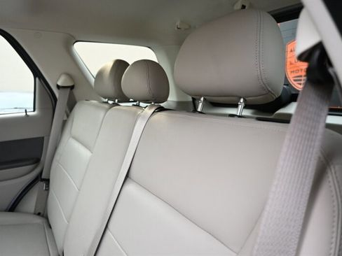 Used 2009 Ford Escape XLT image 40