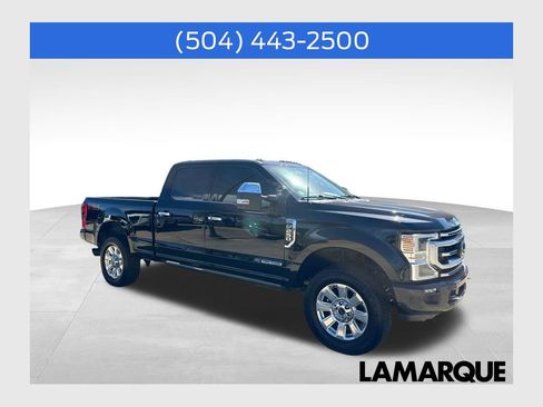 Used 2022 Ford F250 Platinum w/ FX4 Off-Road Package AWD/4WD image 1