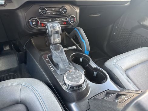Used 2023 Ford Bronco Black Diamond image 23