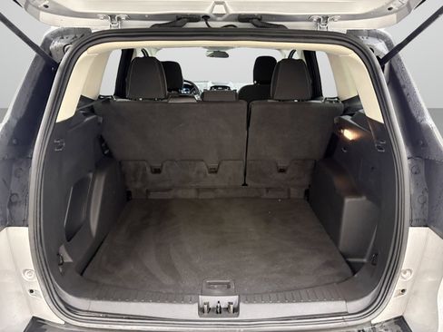 Used 2019 Ford Escape SE FWD image 9