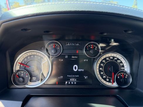 Used 2017 RAM 1500 Laramie image 24