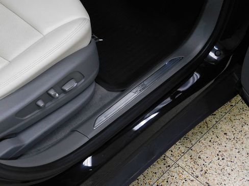 Used 2021 Cadillac XT5 Premium Luxury AWD/4WD image 70