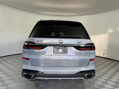 Used 2024 BMW X7 xDrive40i w/ M Sport Package image 6