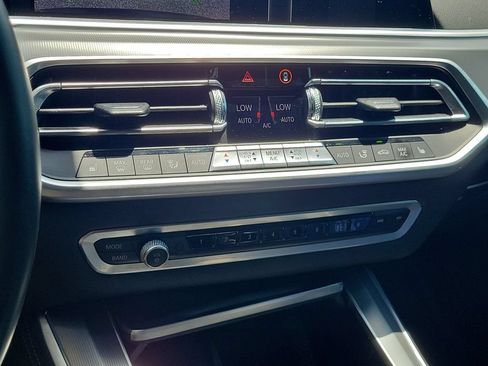 Used 2020 BMW X5 M50i w/ Premium Package AWD/4WD image 33