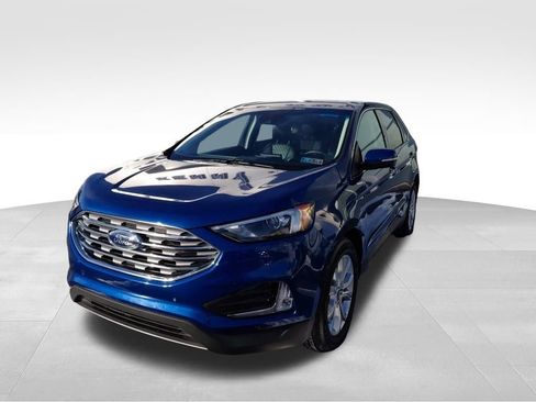Certified 2024 Ford Edge Titanium image 2