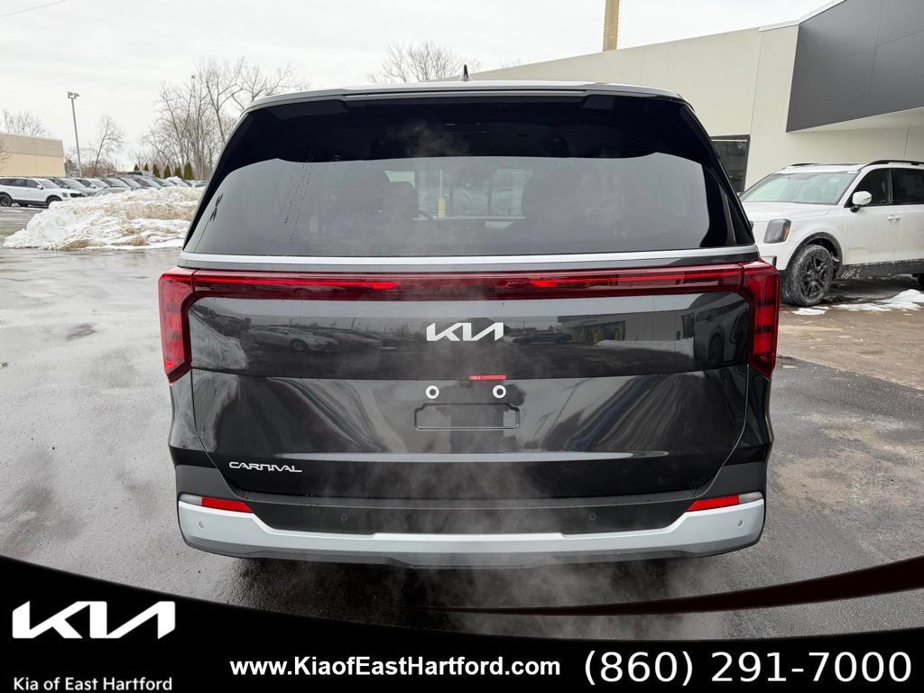 New 2026 Kia Carnival LX FWD image 7