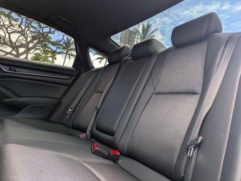 Used 2020 Honda Accord Sport image 16