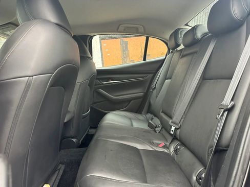 Used 2021 MAZDA MAZDA3 s image 11