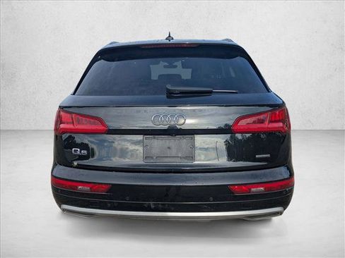 Used 2019 Audi Q5 2.0T Premium Plus w/ Premium Plus Package AWD/4WD image 6