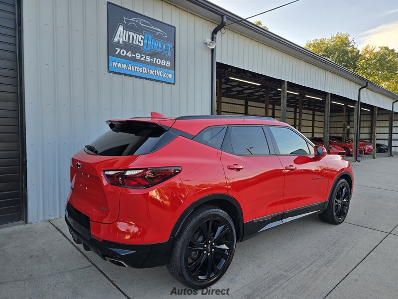 Used 2019 Chevrolet Blazer RS w/ Sun and Wheels Package FWD image 8