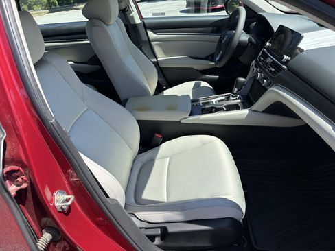 Used 2019 Honda Accord LX image 13