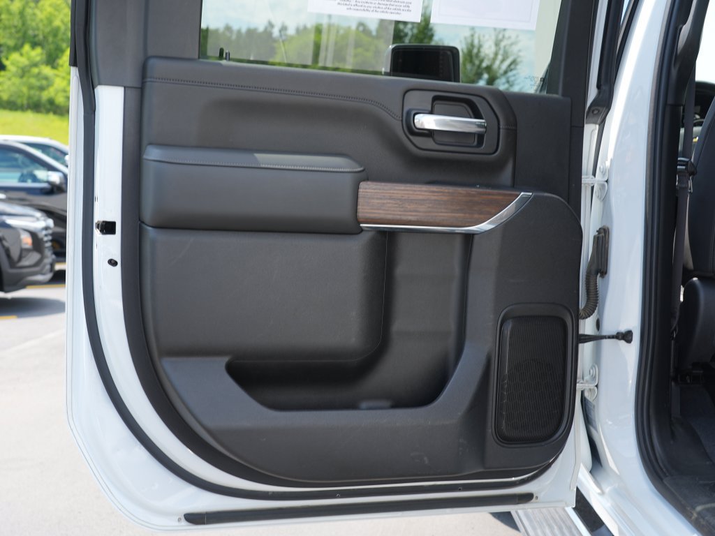Certified 2022 Chevrolet Silverado 3500 High Country w/ Z71 Off-Road Package AWD/4WD image 21