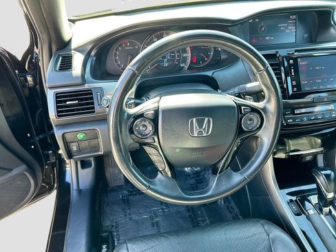 Used 2016 Honda Accord EX-L image 11