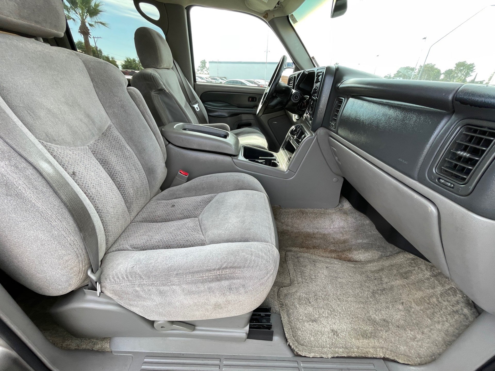 Used 2003 Chevrolet Suburban LS w/ LS Preferred Equipment Group RWD image 23
