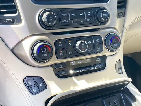 Used 2016 GMC Yukon XL Denali w/ Open Road Package AWD/4WD image 13