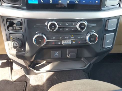 Used 2022 Ford F150 XLT w/ Equipment Group 302A High image 29