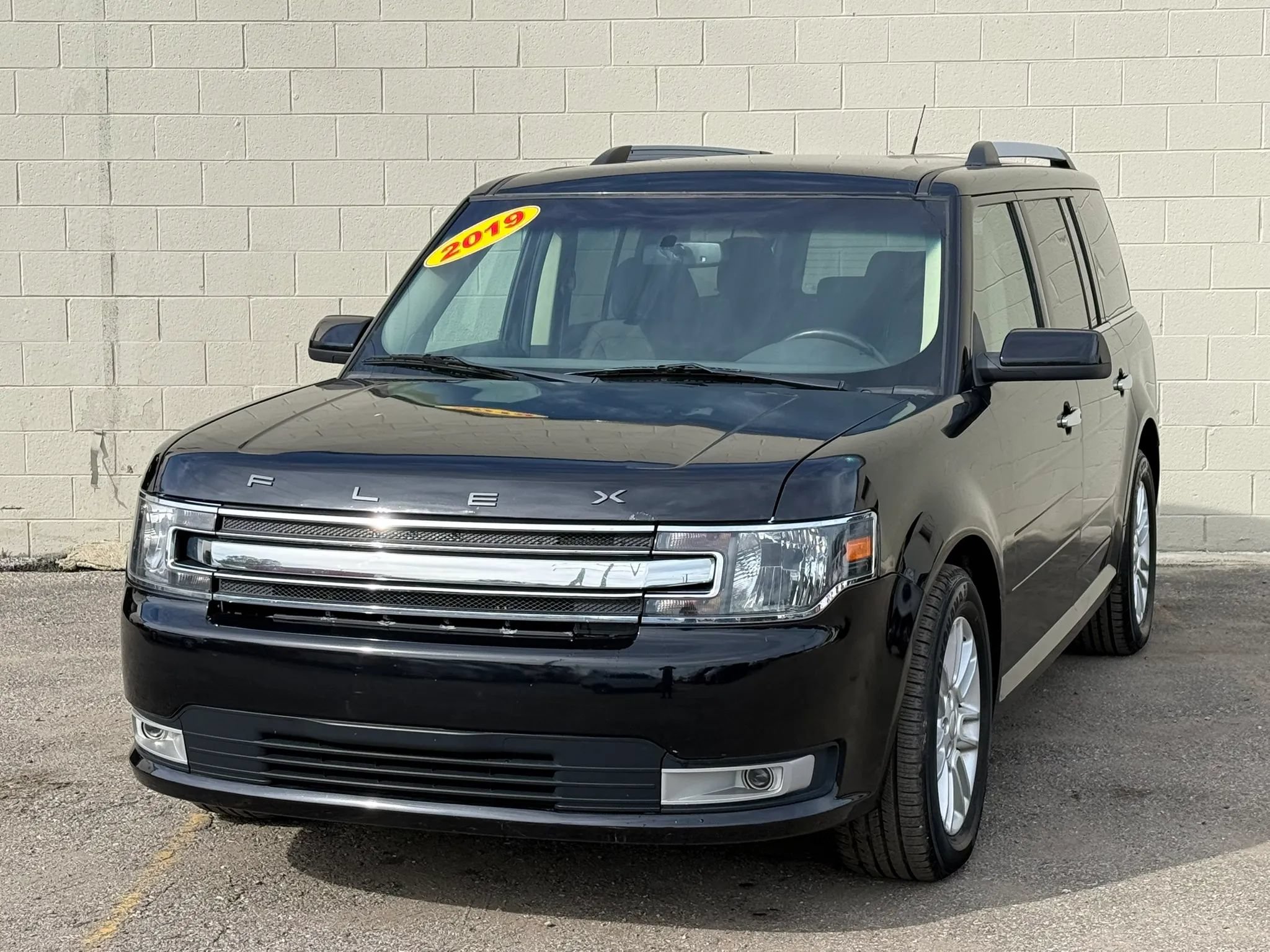 Used 2019 Ford Flex SEL w/ Class III Trailer Tow Package AWD/4WD image 1
