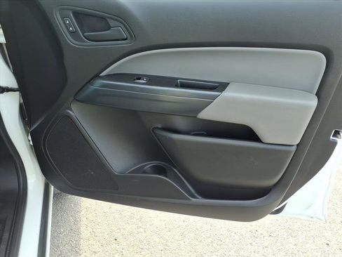 Used 2017 Chevrolet Colorado W/T w/ WT Convenience Package image 19