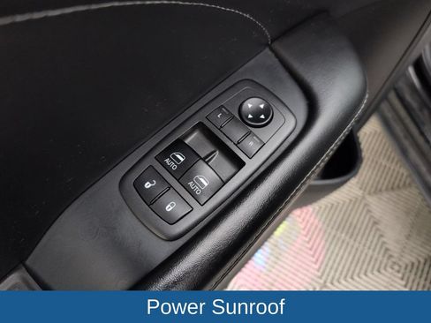 Used 2019 Dodge Challenger R/T Scat Pack w/ Plus Package RWD image 28