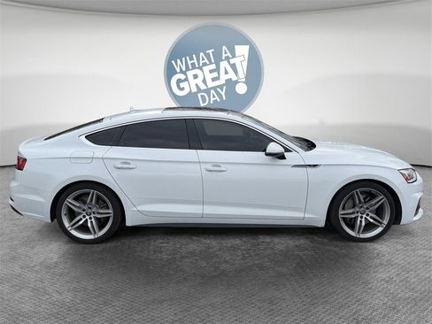 Used 2019 Audi A5 2.0T Premium Plus w/ Premium Plus image 2