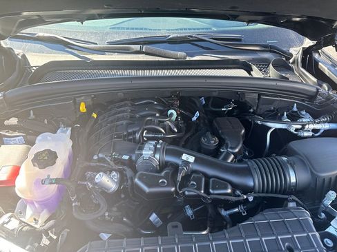 New 2025 Jeep Grand Cherokee Altitude image 22