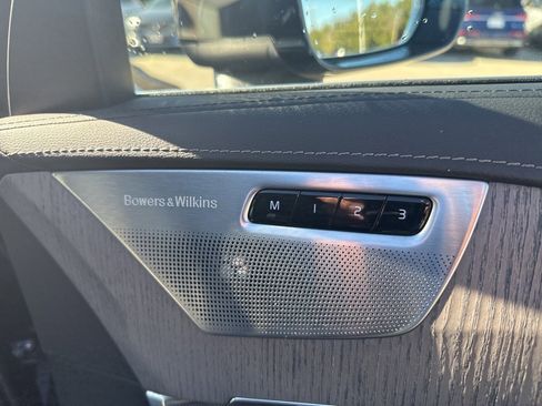 Certified 2023 Volvo XC60 B5 Plus w/ Protection Package Premier image 12