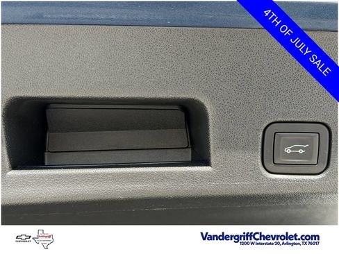 Certified 2025 Chevrolet Traverse LT w/ Midnight/Sport Edition FWD image 29