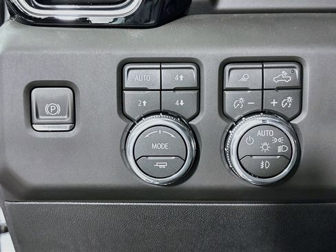 New 2026 GMC Sierra 1500 Denali AWD/4WD image 10