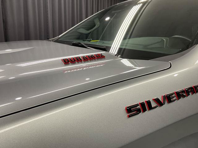 Used 2023 Chevrolet Silverado 1500 RST w/ Redline Edition AWD/4WD image 12