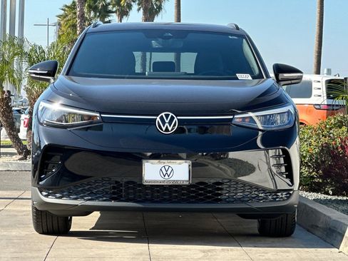 New 2026 Volkswagen ID.4 Pro RWD image 3