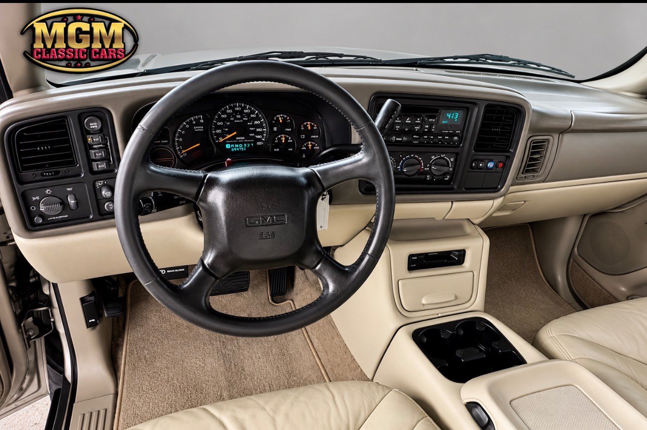 Used 2001 GMC Yukon SLT AWD/4WD image 3