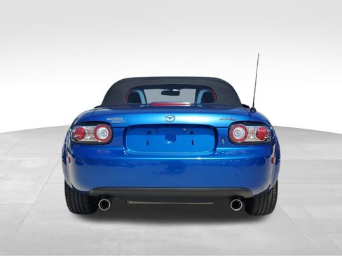 Used 2006 MAZDA MX-5 Miata Touring RWD image 6