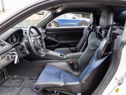 Certified 2023 Porsche 718 Cayman GT4 RS RWD image 36