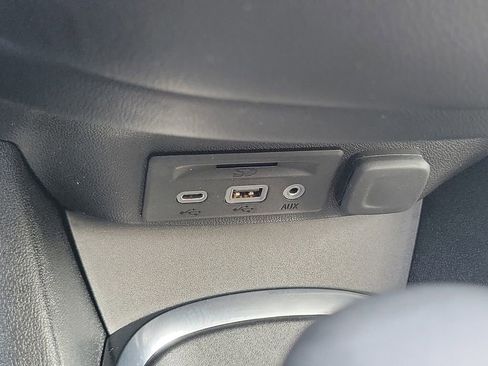 Used 2024 Chevrolet Malibu LT FWD image 32