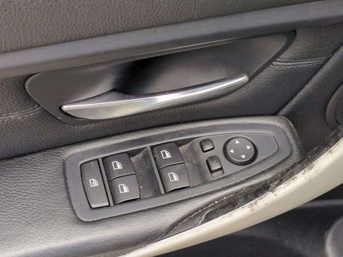 Used 2015 BMW 320i xDrive 320i xDrive image 10