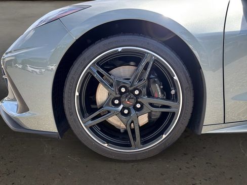 Used 2024 Chevrolet Corvette Stingray Coupe w/ Z51 Performance Package RWD image 10