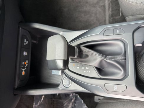 Used 2025 Kia K4 LXS image 39