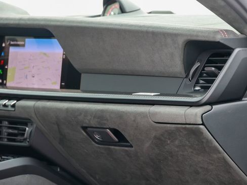 Certified 2025 Porsche 911 GT3 RS image 35