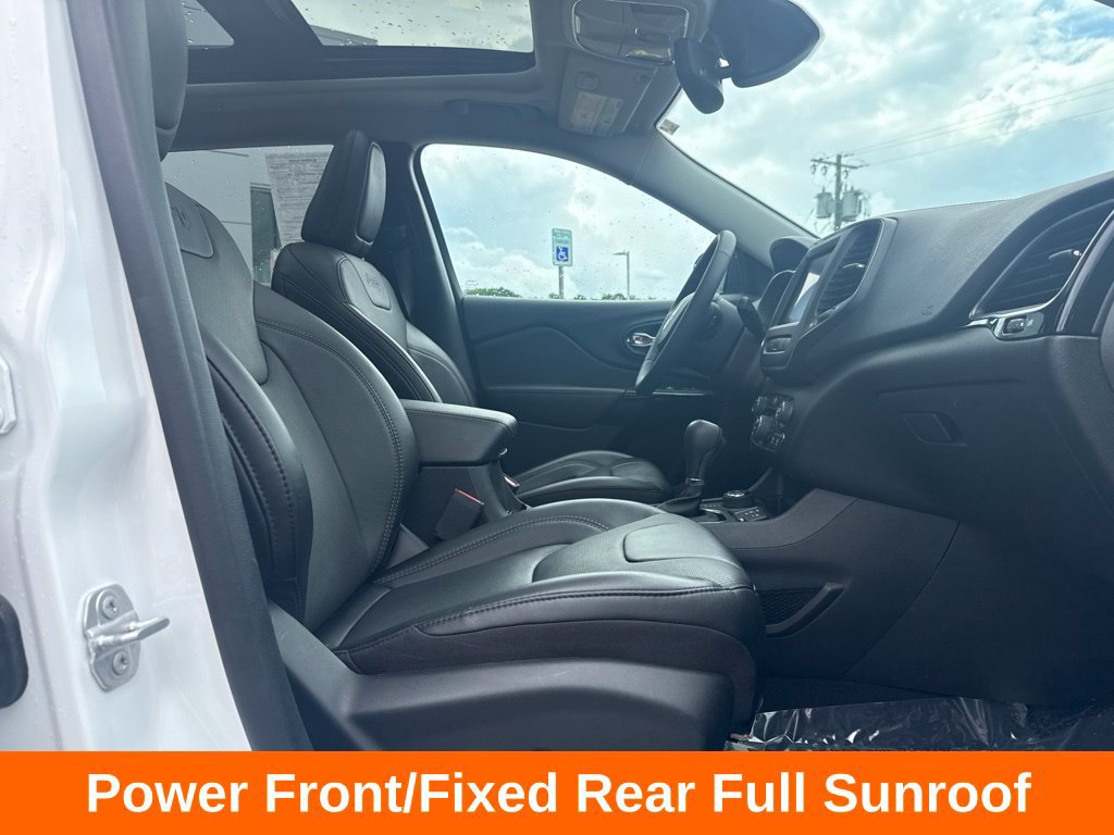 Used 2023 Jeep Cherokee Altitude Lux w/ Lux Elite Package AWD/4WD image 14