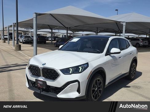 Used 2025 BMW X2 xDrive28i image 1