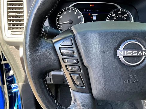 Used 2024 Nissan Frontier SL w/ Technology Package image 10