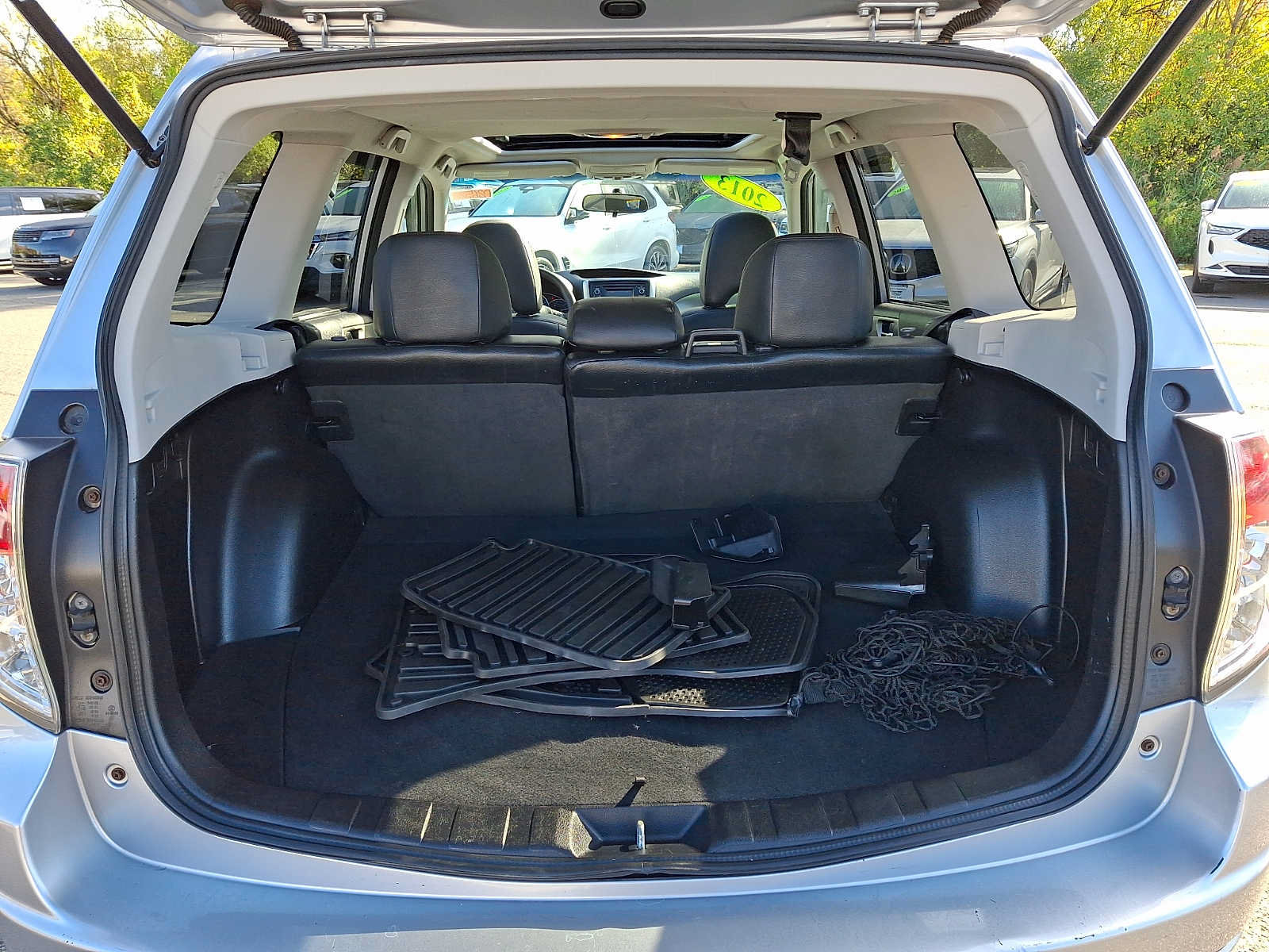 Used 2013 Subaru Forester 2.5X Premium w/ All-Weather Plus Pkg AWD/4WD image 29