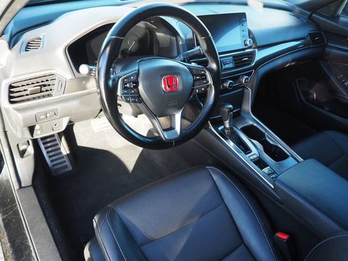 Used 2020 Honda Accord Sport image 10