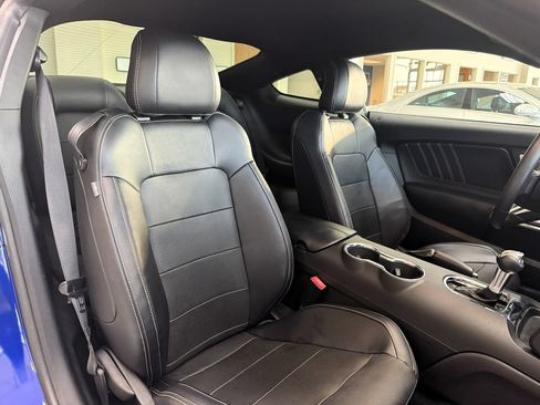 Used 2016 Ford Mustang GT Premium RWD image 22