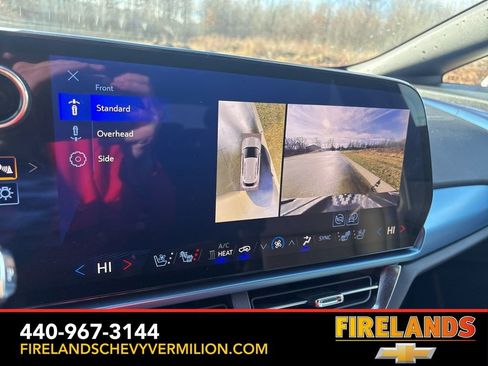 Certified 2024 Chevrolet Equinox EV LT image 5